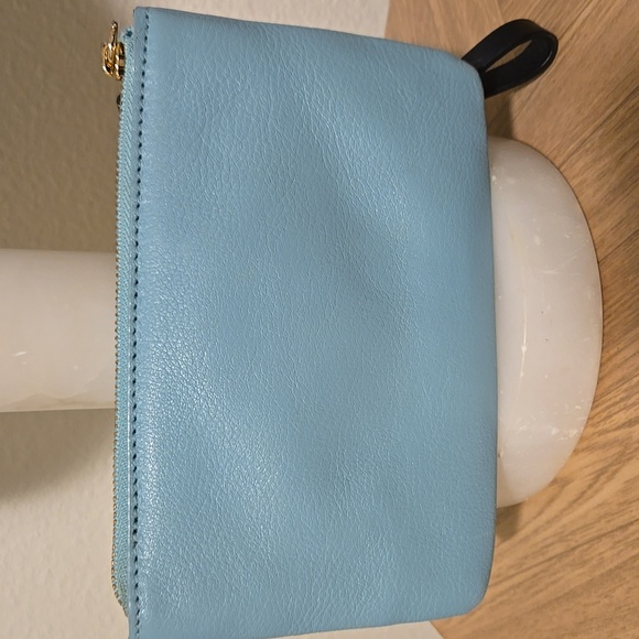 Kate Spade Wristlet With Bow - Picture 4 of 9